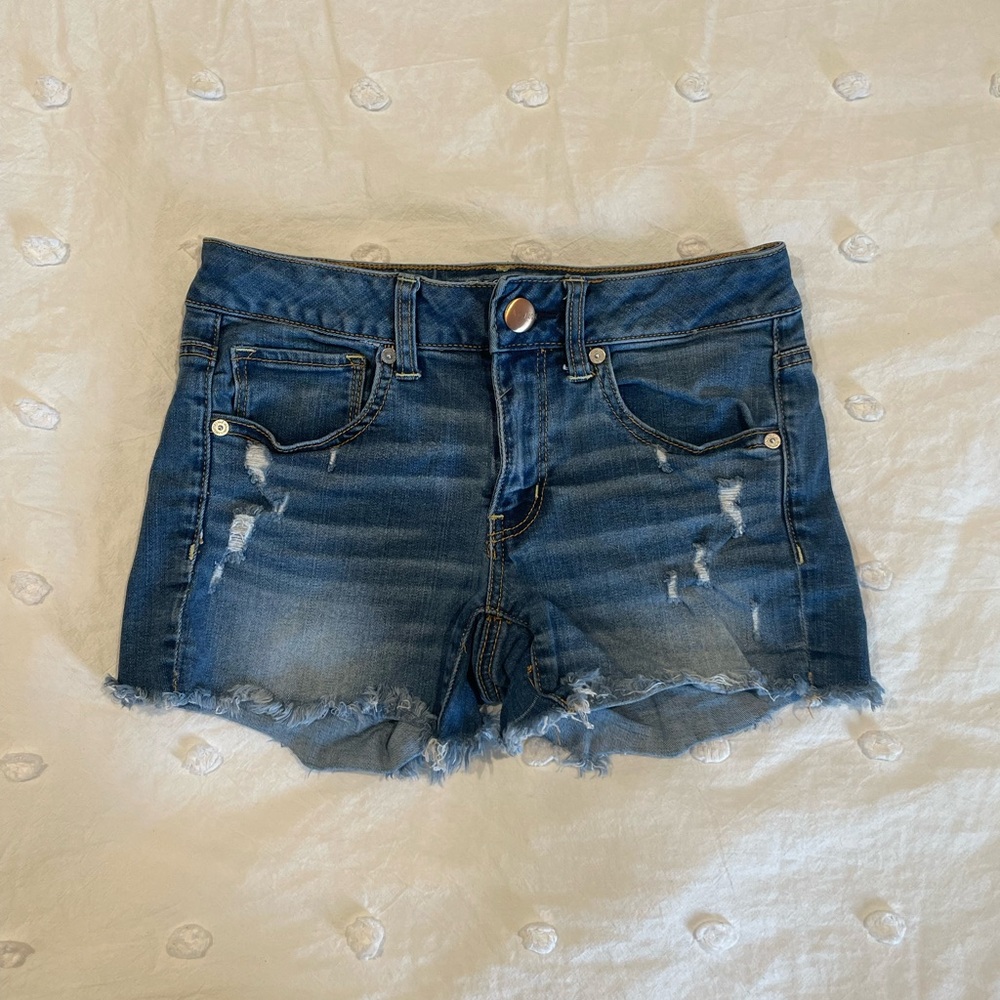 American Eagle Midi Jean Shorts, size 6